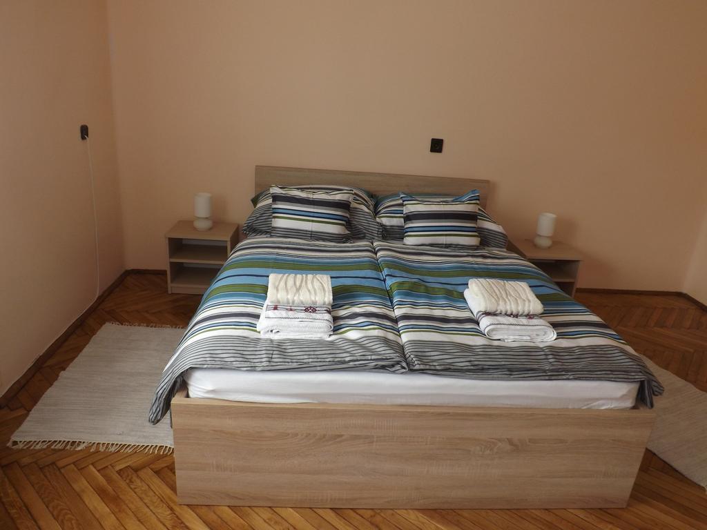Fagyoengy Sarvar Quarto foto
